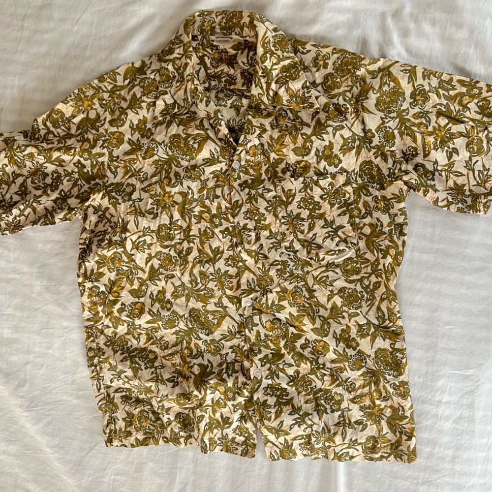 Vintage Style Hawaiian Aloha Shirt – Botanical Floral Print – Cream & Olive